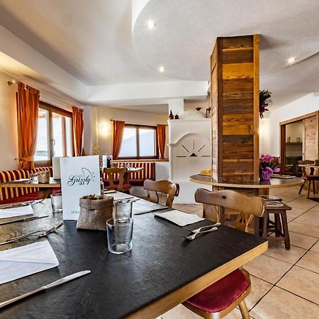 Hotel Grizzly Folgaria Buitenkant foto
