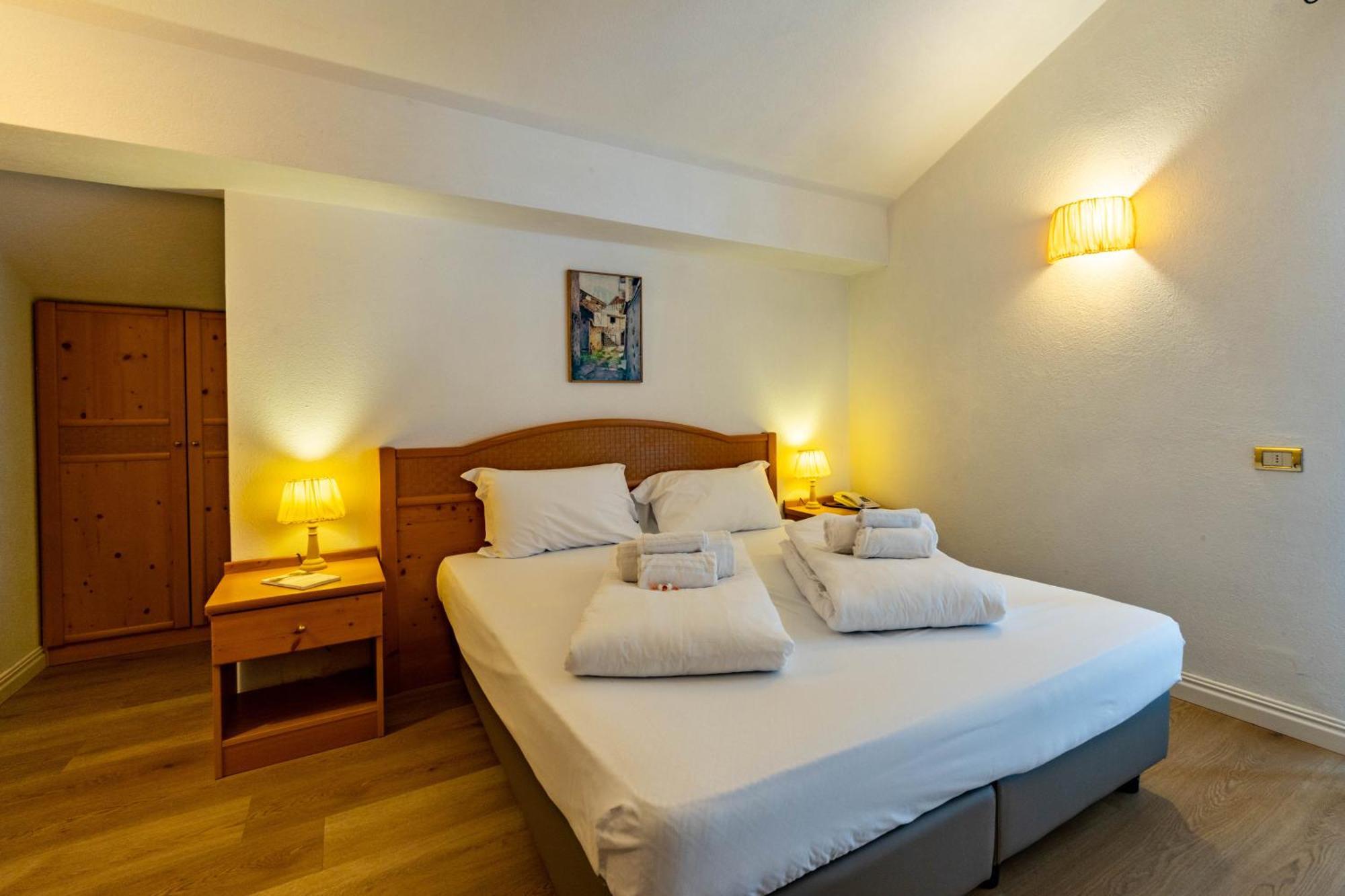Hotel Grizzly Folgaria Buitenkant foto