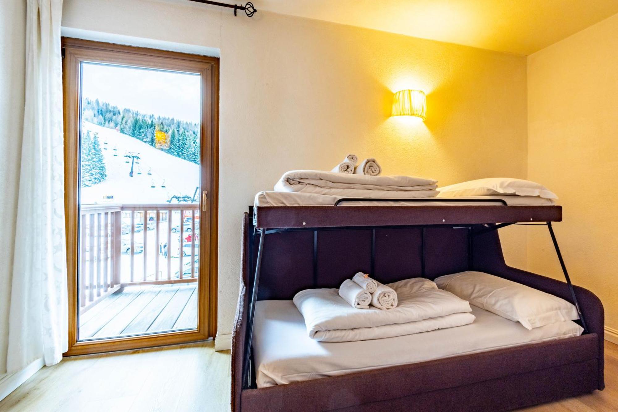 Hotel Grizzly Folgaria Buitenkant foto