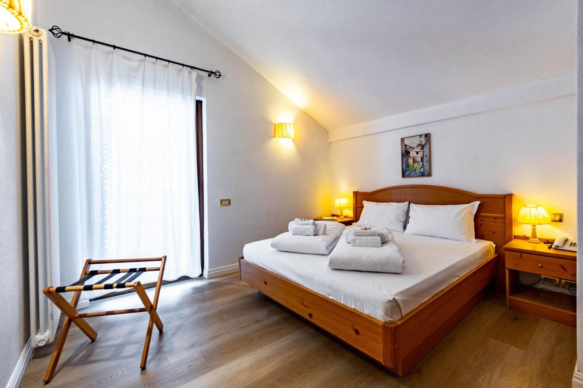 Hotel Grizzly Folgaria Buitenkant foto