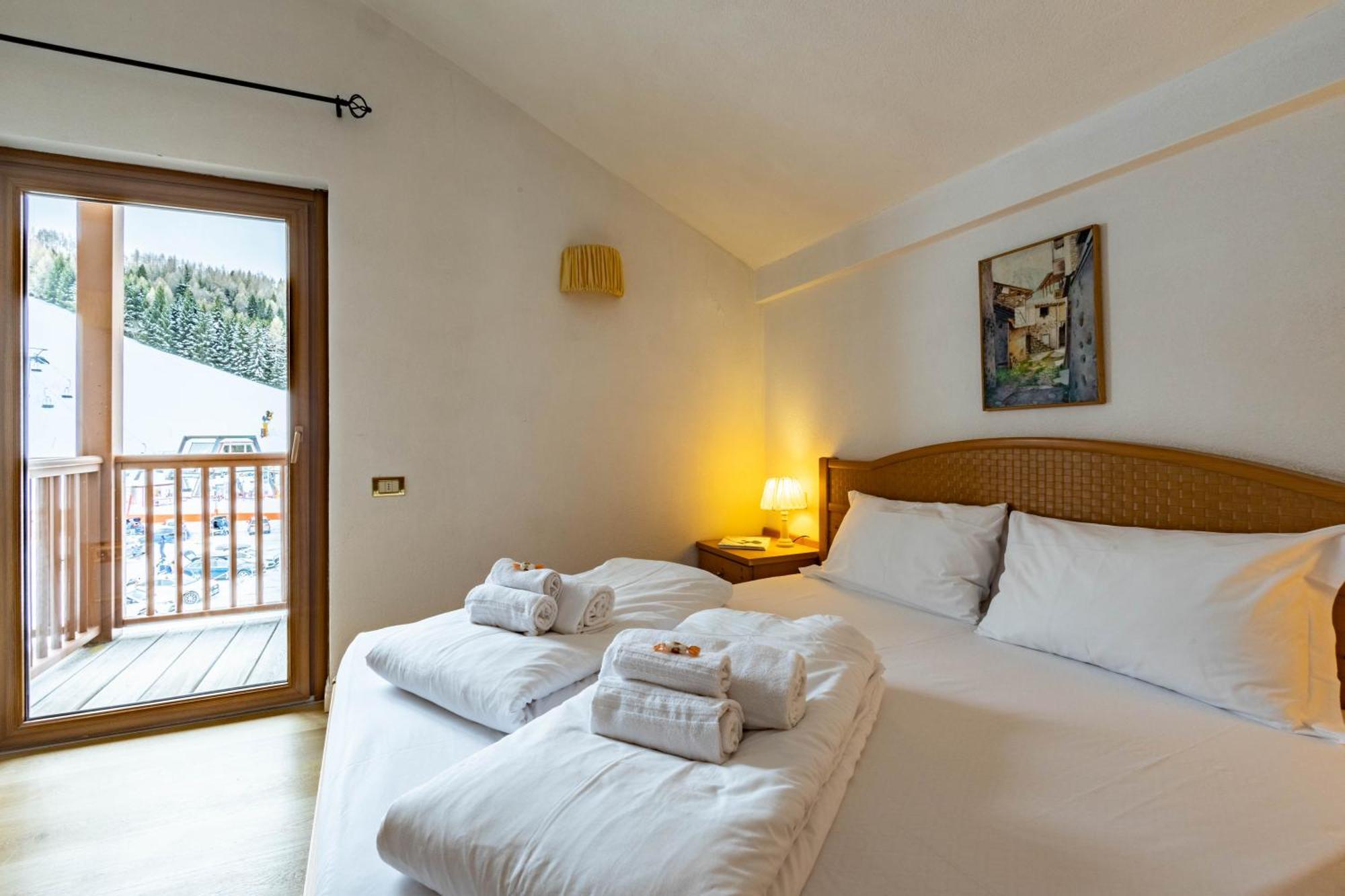 Hotel Grizzly Folgaria Buitenkant foto