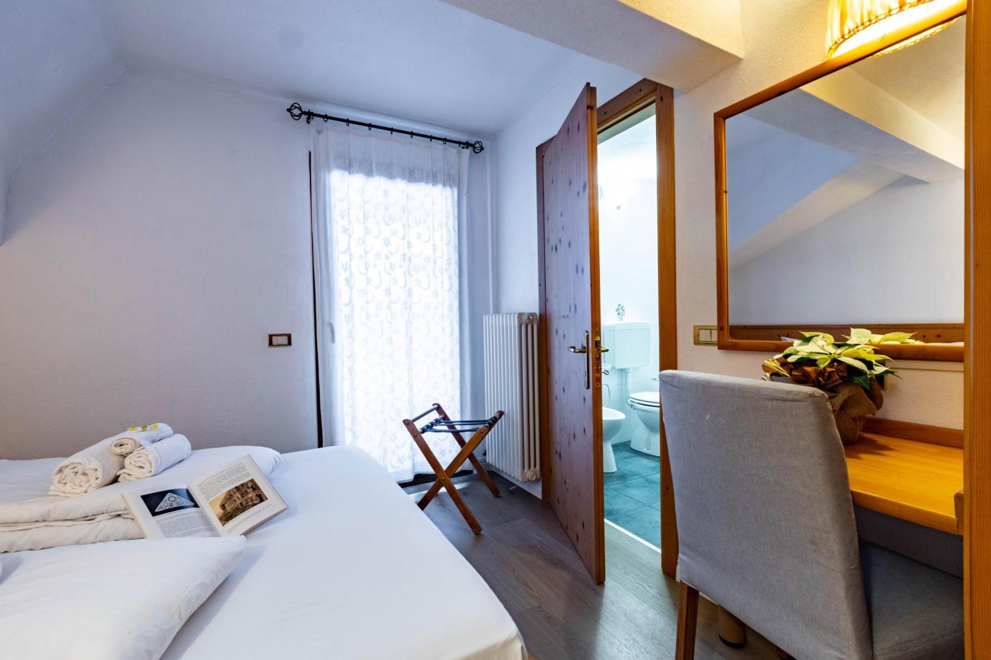 Hotel Grizzly Folgaria Buitenkant foto